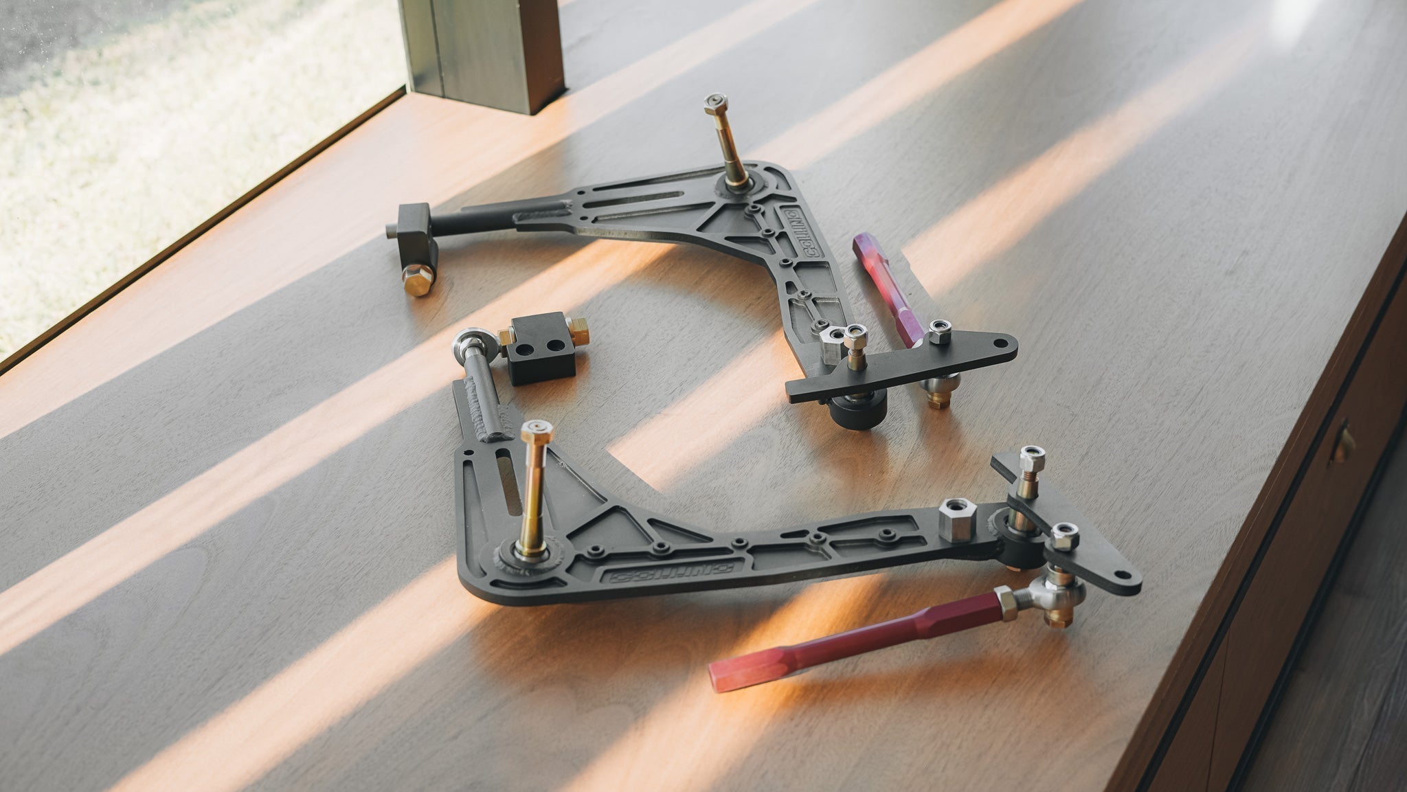 THE LABORATORY CONTINUES TO RUN: PROTOTYPES OF SUSPENSION GRILLS FOR TORO DRIFT
