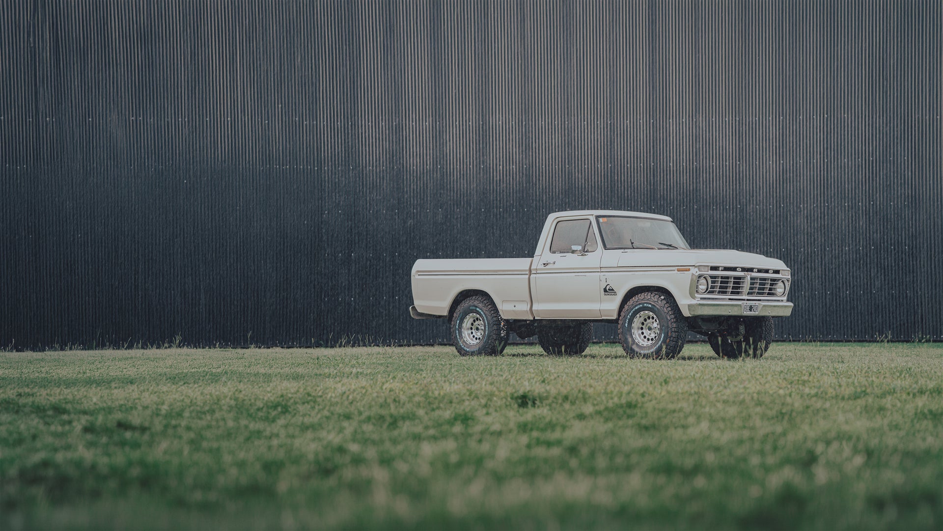 LIFT YOUR F100